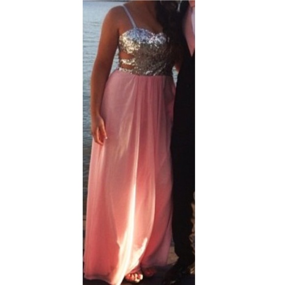 Prom Dress - Picture 3 of 4