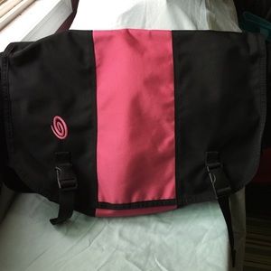 100% authentic Timbuk2 messenger bag