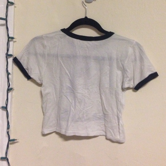 Brandy Melville "No Wind No Waves" Crop Top - Picture 3 of 3