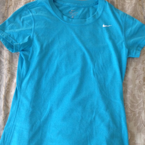 Nike blue short sleeve shirt