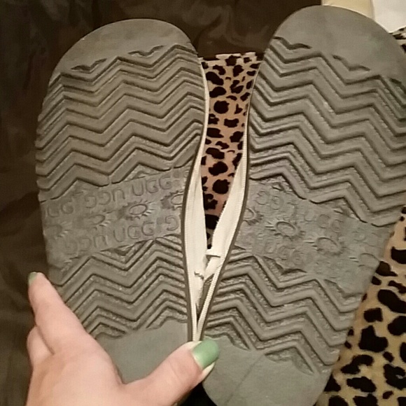 Boots - Picture 2 of 4