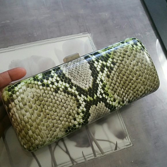 **SOLD ** Green Print Clutch
