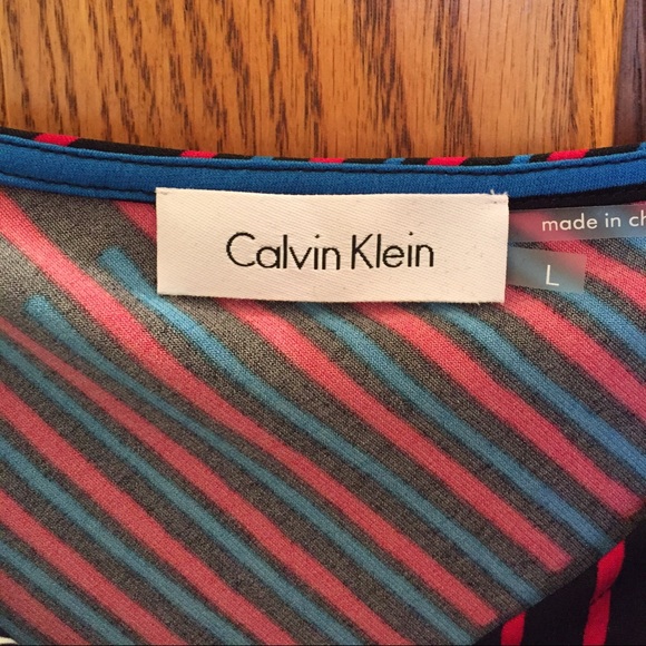 Calvin Klein cowl neck tank - Picture 2 of 3