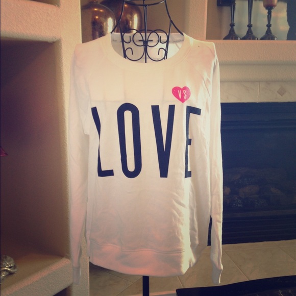 Victoria's Secret Tops - Victoria's Secret Love 💗 sweatshirt