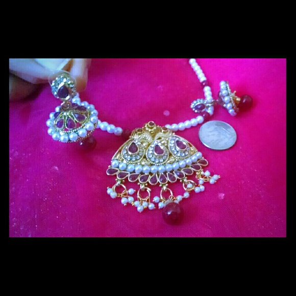 👌💕Pearl necklace with earrings 💎