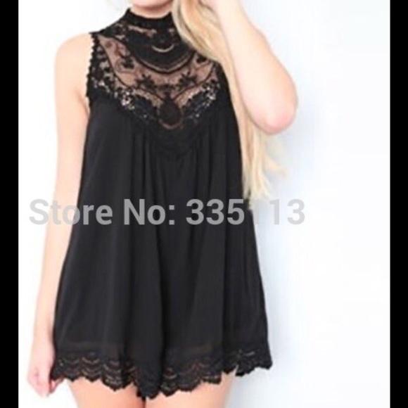 🚫sold in bundle🚫Lace/crochet shirt/dress!