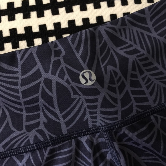 lululemon athletica Pants - Lululemon Wunder Under Crop *Fullux / NWOT!