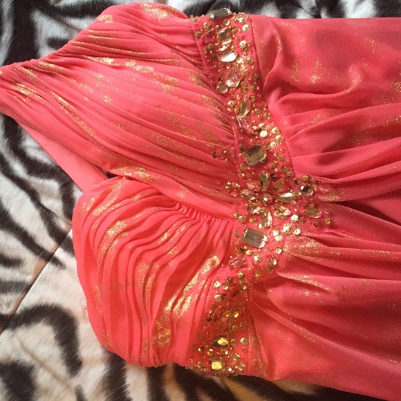 Prom Dress - Picture 2 of 4
