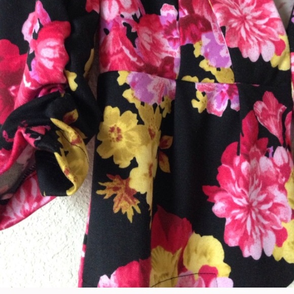 Pink and Yellow Floral Blazer - Picture 3 of 4