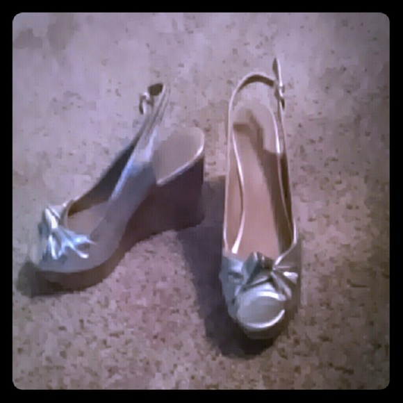 Apt. 9 Shoes - Wedge peep toe shoes