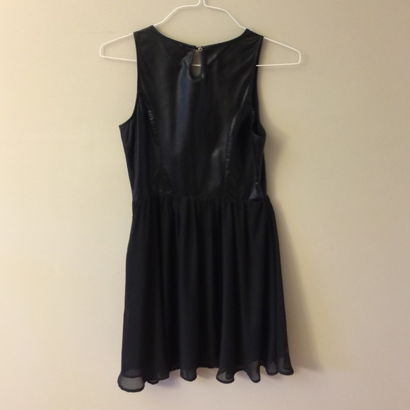 To make more room in closet - Picture 2 of 2