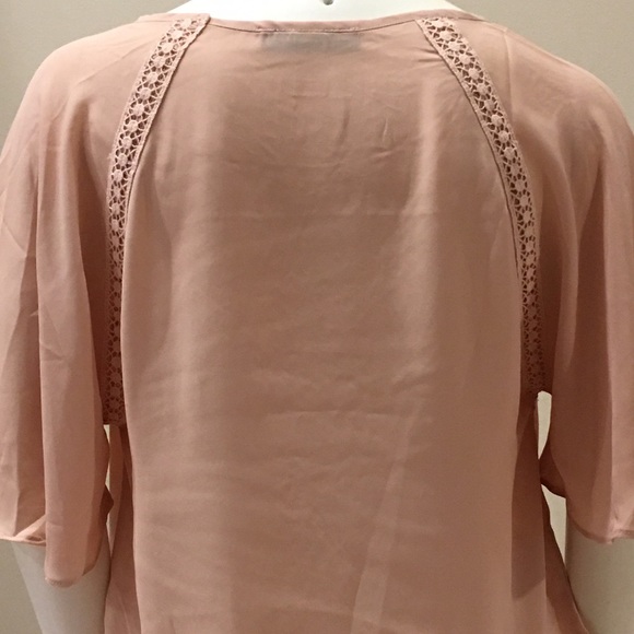 🎉FINAL SALE🎉 Blush Cutout Top - Picture 3 of 3