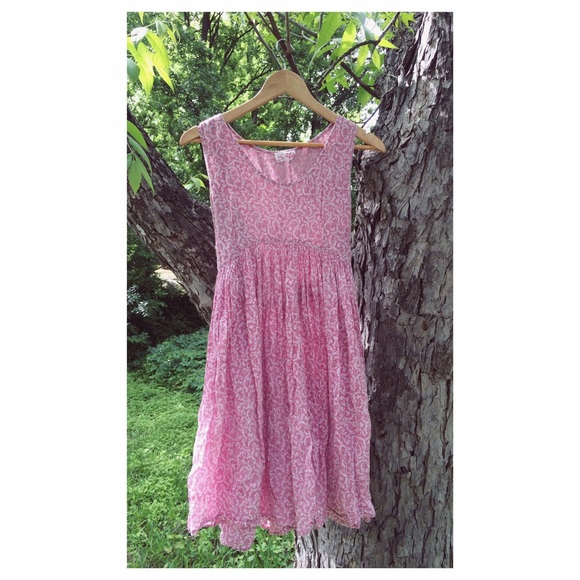 Pink & white paper thin rayon baby doll dress s/m - Picture 1 of 4
