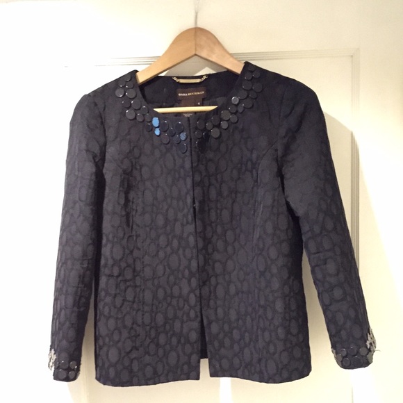 SOLD DANA BUCHMAN SKIRT SUIT