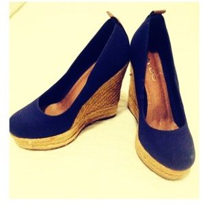 Aldo wedges