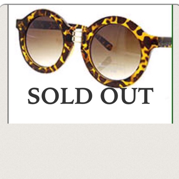 SOLD OUT via My IG @vixen_dolls 👣👣ME on IG!!!