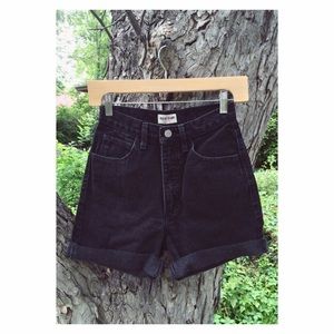High waisted washed black guess shorts s/m