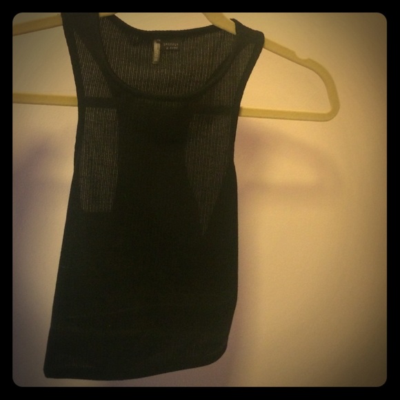 Urban outfitters crop shirt