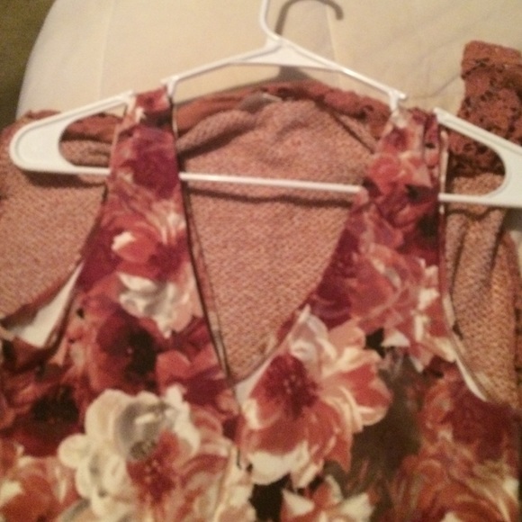 Dress - Picture 4 of 4