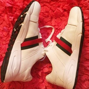 Gucci Tennis Shoes / Sneakers