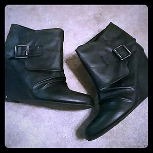 Madden Girl Wedge boots