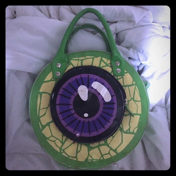 Kreepsville eyeball purse (DOLLSKILL SOLD OUT)