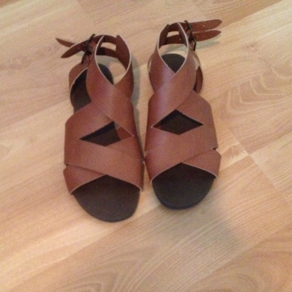 Adorable brown sandals