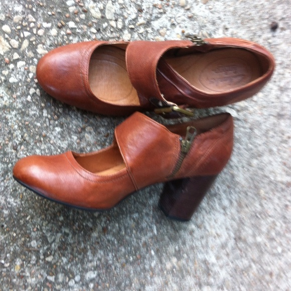Clarke's brown shoes.