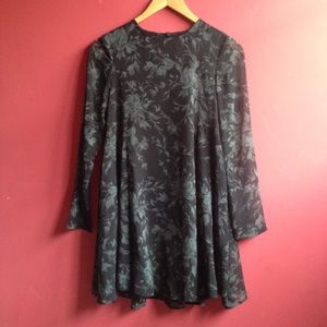 Ecote Long Sleeve "Meredith" Trapeze Mini Dress