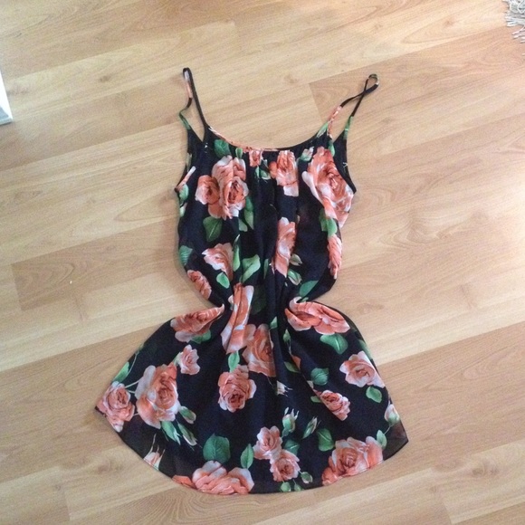 Perfect rose on black thin strap summer dress!
