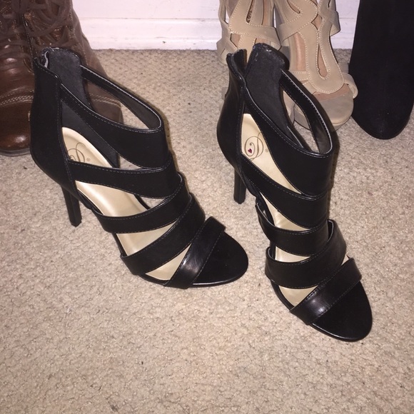 Black open toe heels