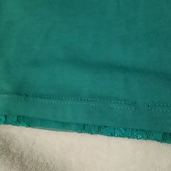 Juniors aqua lace back top size Small - Picture 4 of 4