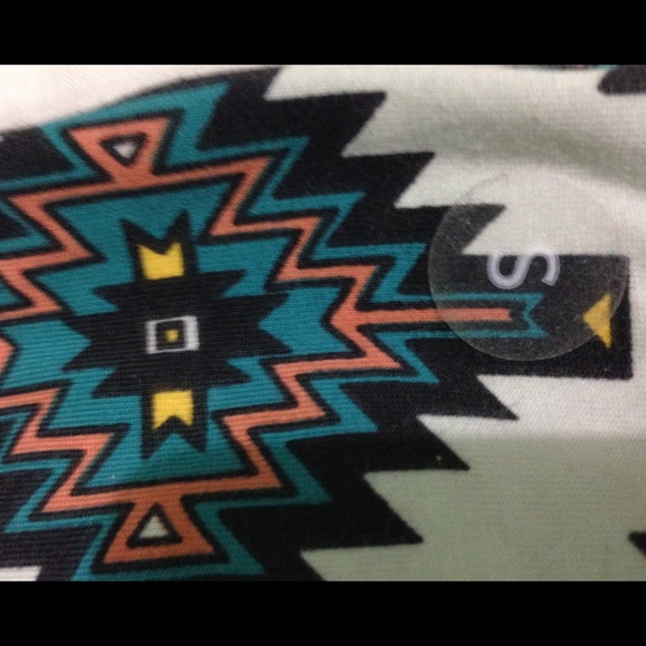 Top - Picture 3 of 3