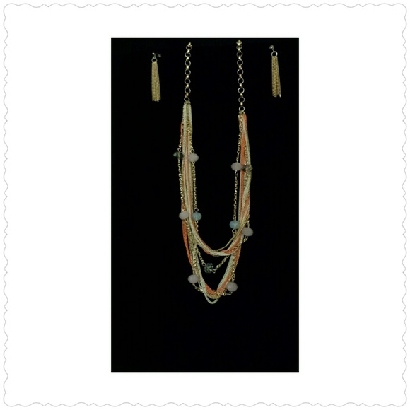Necklace earings