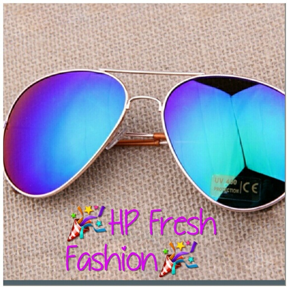 🎉HP🎉Gold rimmed and colored lens aviators - Picture 1 of 2