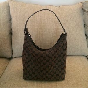 AUTHENTIC Gucci Tote! Excellent condition!!