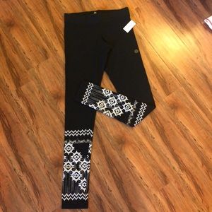 Black patterned leggings