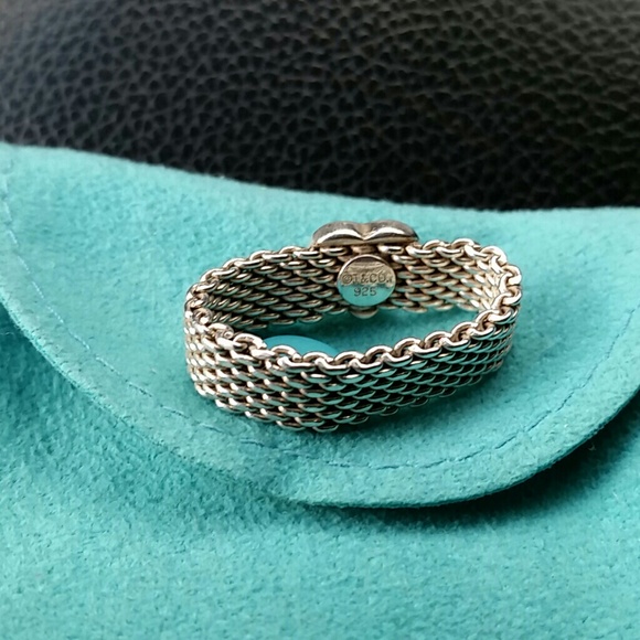 Tiffany & Co. Somerset Mesh Heart Ring - Picture 2 of 3