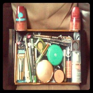 Makeup bundle