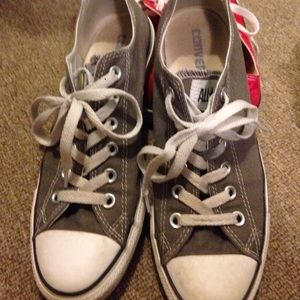 grey converse women's size 8