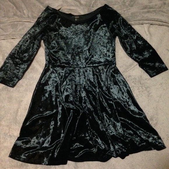 SOLD Black crushed velvet 3/4 sleeve skater dress