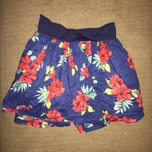 Hollister skirt (on hold)