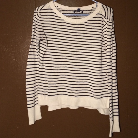 Sweater blue and cream