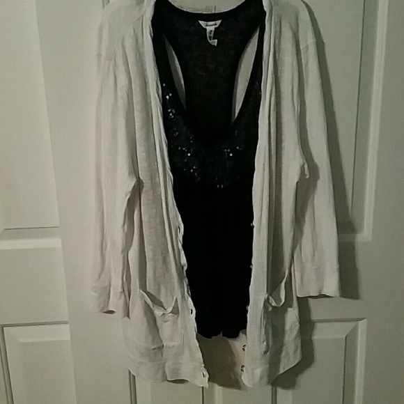 ⭐Half-button up Cardigan 🌟
