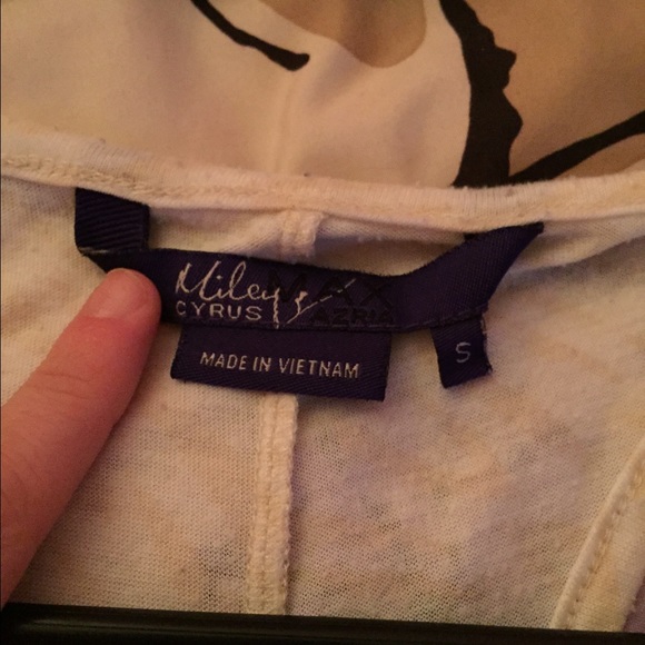 Tank - Picture 3 of 3