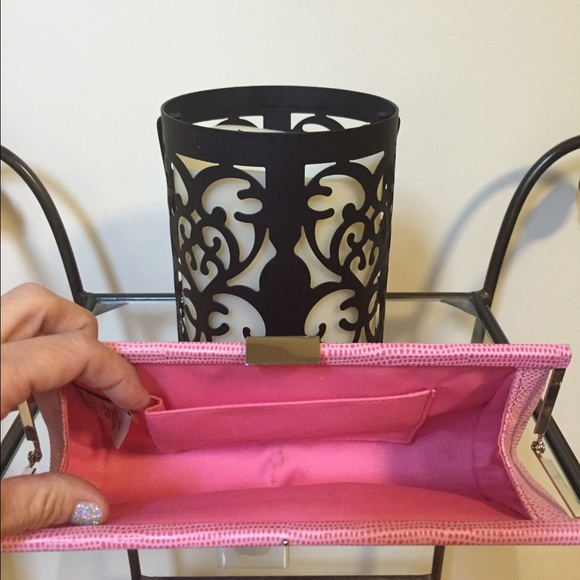 🚫SOLD🚫Banana Republic Pink Leather Structured - Picture 4 of 4