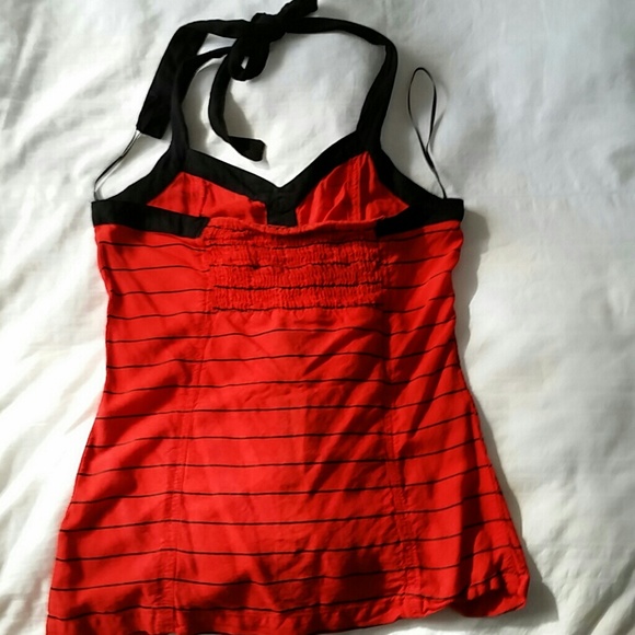 Red Fox halter top - Picture 3 of 3