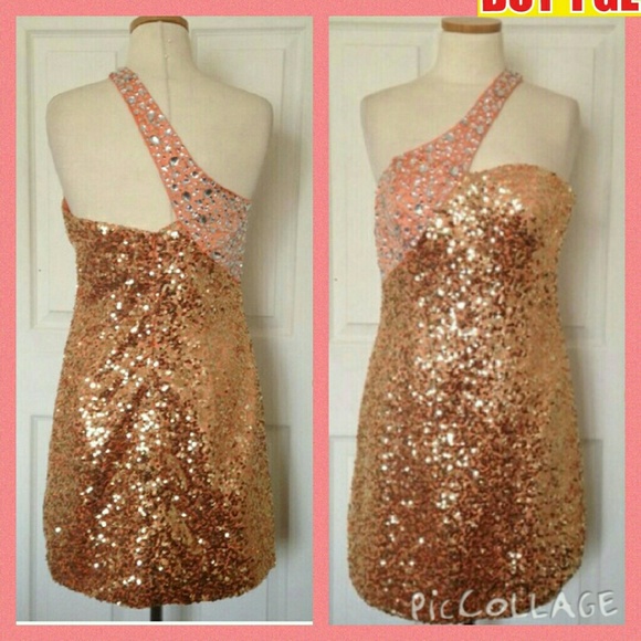 Party or prom dress