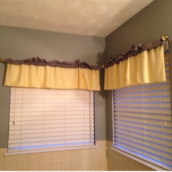 Yellow and grey valance