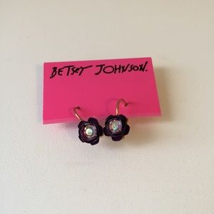 Betsey Johnson flower earrings